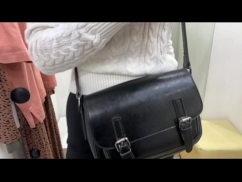 ❤️ فِيٽنگ روم ۾ ڊِلڊو سان نوجوان ڪچي FeralBerry جي عوامي مشت زني سپر جنسي تي sd.desixxxtube.ru