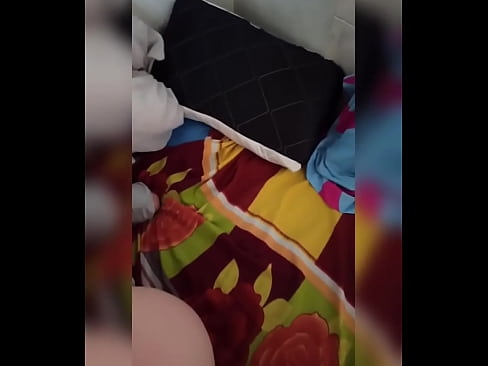 ❤️ منهنجي روم ميٽ گهر ۾ اڪيلي رهي ٿي ڇاڪاڻ ته هن جو مڙس موڪلن تي وڃي ٿو ۽ مان موقعو وٺان ٿو ته هن کي چوسان ۽ هن جي گدا کي کير سان ڀريان. سپر جنسي تي sd.desixxxtube.ru